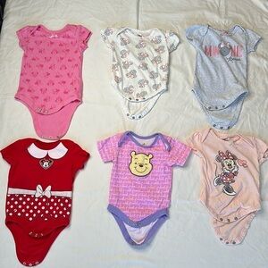Disney Bundle of 6 short sleeve baby girl onesies. Size 3-6 months. Minnie Mouse